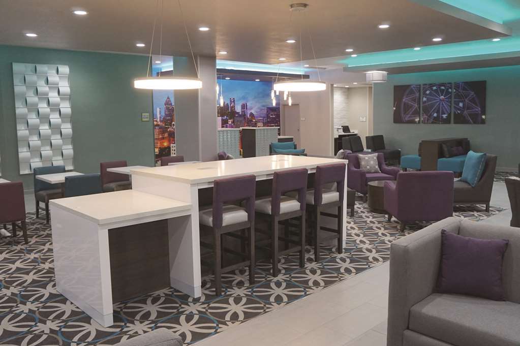 La Quinta By Wyndham Dallas Plano - The Colony Facilidades foto