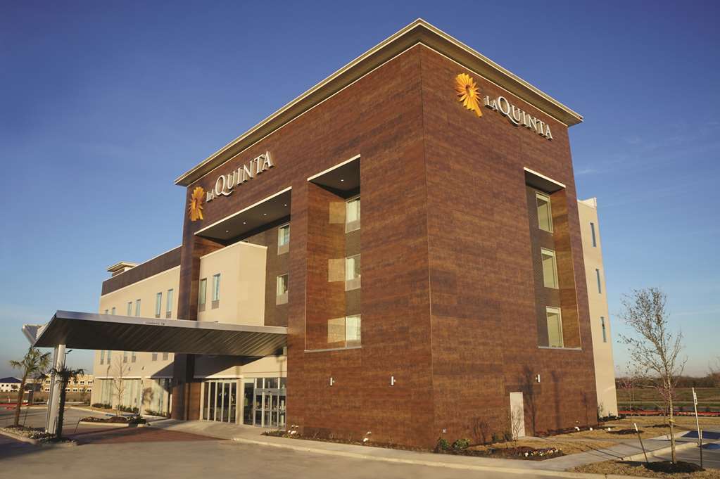 La Quinta By Wyndham Dallas Plano - The Colony Exterior foto