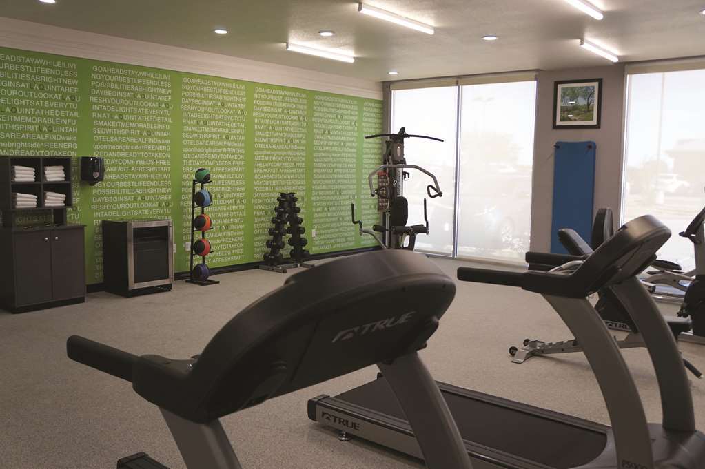 La Quinta By Wyndham Dallas Plano - The Colony Facilidades foto
